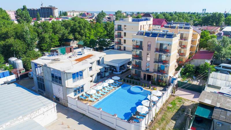 Hotel Grand More Zatoka Exterior photo